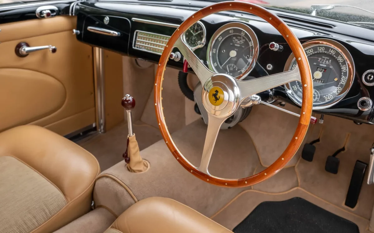 1951 Ferrari 212 Inter Coupe by Vignale (9)