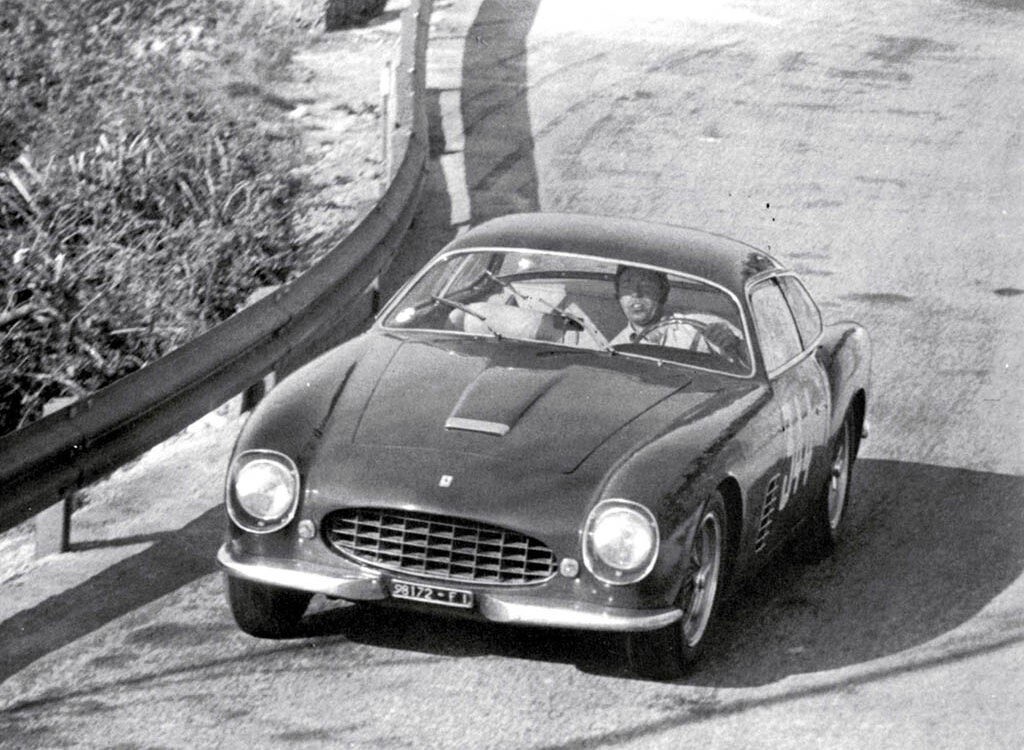 1957_Zagato_Ferrari_250_GT_Lusso_01