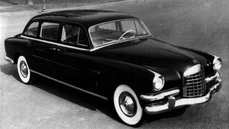 Chrysler Imperial by Ghia: The Pinnacle of Automotive Exclusivity and Italian Luxury