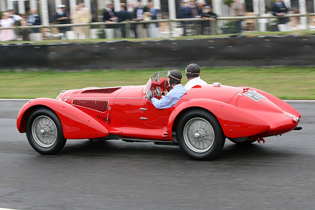 Alfa Romeo 8C 2900B Spider Touring - Www.carrozzieri-italiani.com