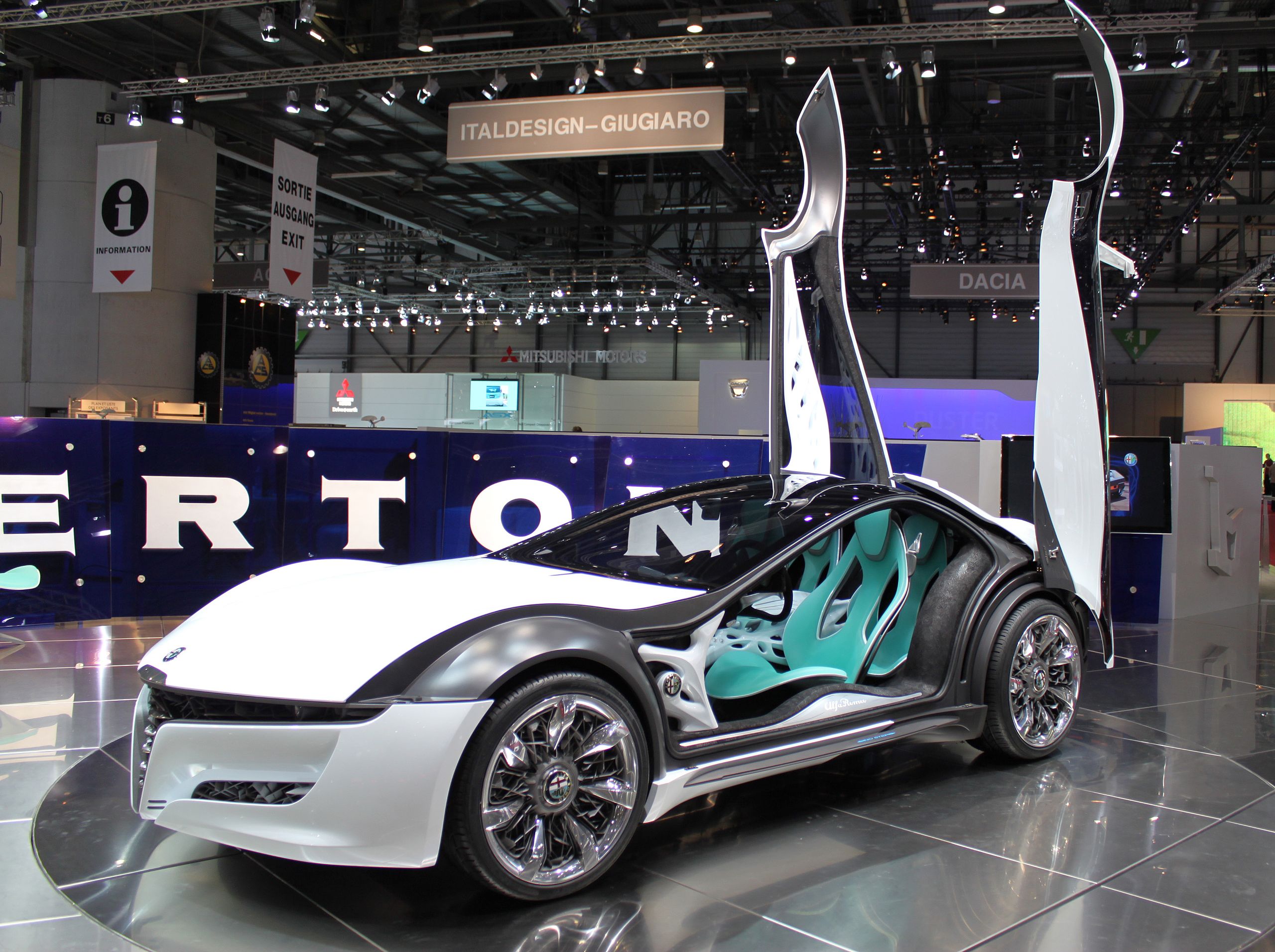 Bertone_-_Alfa_Romeo_Pandion_(84)