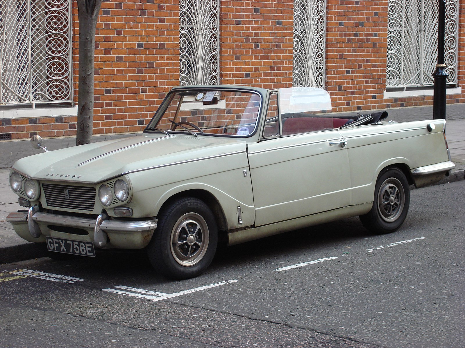 Triumph_Vitesse_Mint_Green