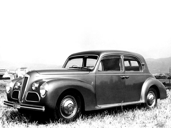 lancia_aprilia_berlina_bilux_1